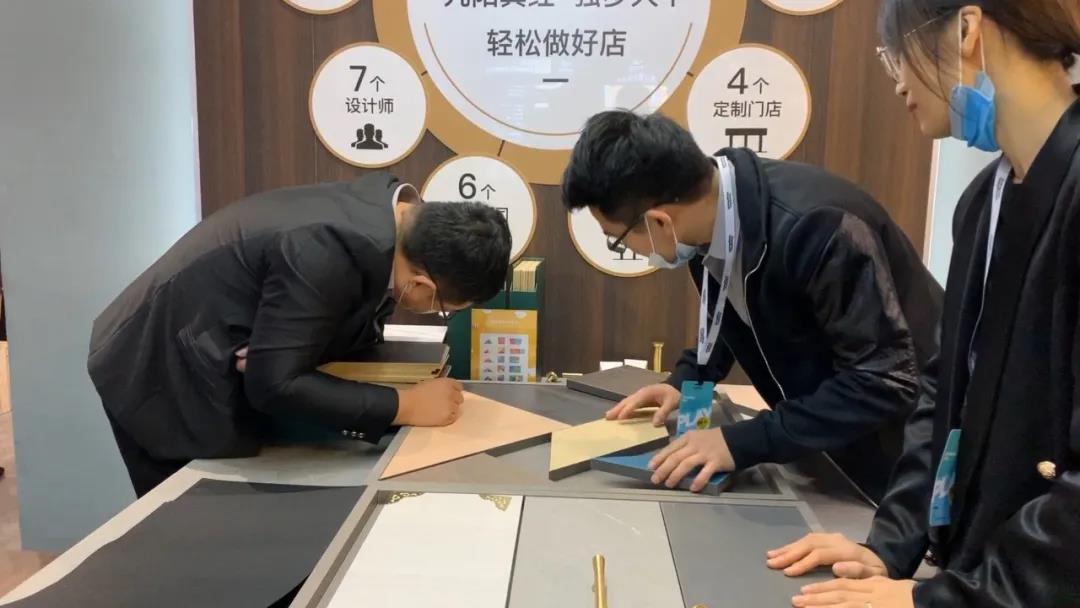 2020廣州設(shè)計(jì)周圓滿落幕，帶您回顧華洲的“新花樣”！(圖7)